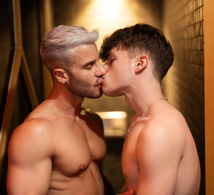 Jake Preston Allen King Gay Porn Twink Kiss