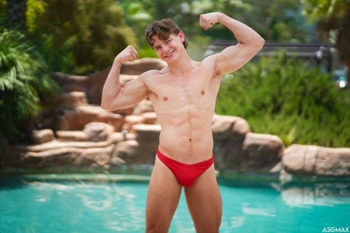 Oliver Marks Gay Porn Star Muscle Jock Twunk Speedo